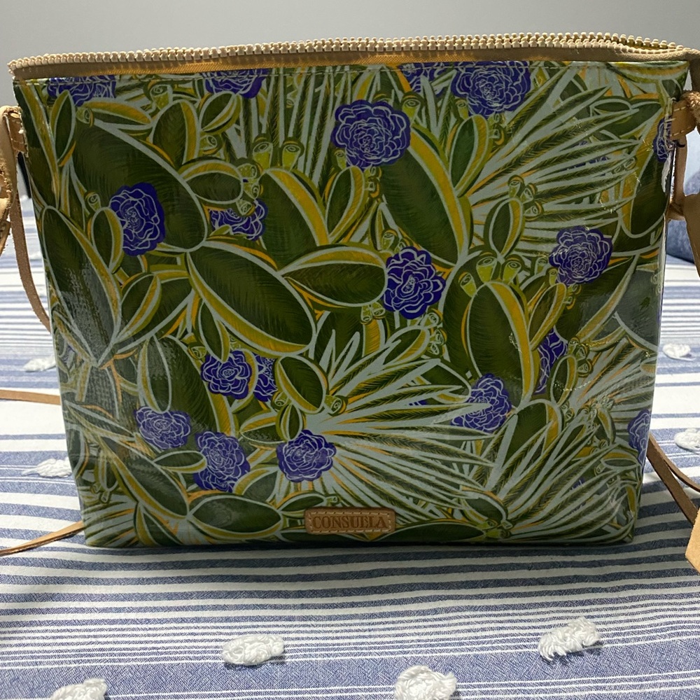 Consuela Louise Downtown Crossbody Bag - EUC 12.5”L x 9”H x 3”W